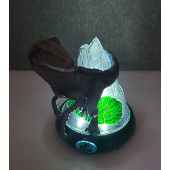 Jurassic Park World D Blue Velociraptor 3D Statue Nightlight Battery Powered 202 - Picture 9 of 11
